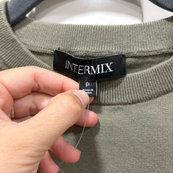 NEW Intermix cropped thin sweater - Picture 2 of 4